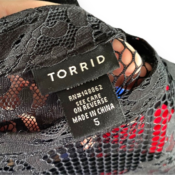 Torrid Black Lace Mock Neck Slit Side Tank Top Women’s Plus Size 5x - Picture 10 of 11